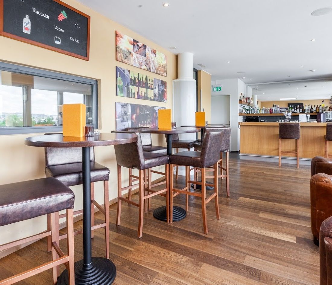 Hotel Swiss Star - Bar